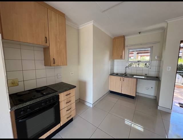 2 BEDROOM APARTMENT RENTED IN BRYANSTON